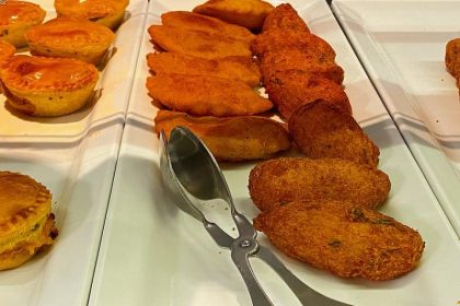 ಸಾಹಿತ್ಯ, ಕೀರ್ತನೆಗಳ ಮೂಲಕ ಸಮಾಜ ತಿದ್ದಿದ ಮಹಾನ್ ವ್ಯಕ್ತಿ ಕನಕದಾಸರು: ಎಚ್. ಬಿ ಕೋಲಕಾರ