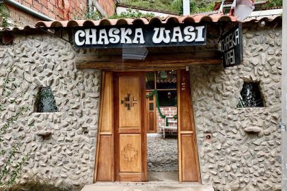 ಕರ್ನಾಟಕ, ಮಹಾರಾಷ್ಟ್ರದಲ್ಲಿ ವಾಹನಗಳ ಮೇಲೆ ದಾಳಿ; ಬಸ್ ಸಂಚಾರ ಸ್ಥಗಿತ