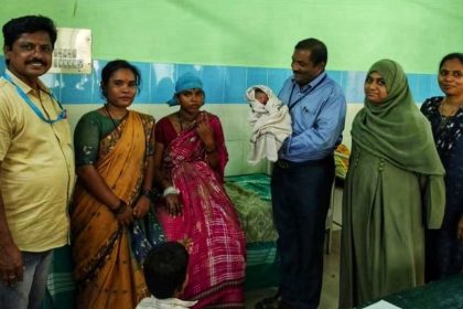 ಮತಗಟ್ಟೆಯಲ್ಲಿಯೇ ಶಿಶುವಿಗೆ ಜನ್ಮ ನೀಡಿದ ಮಹಿಳೆ