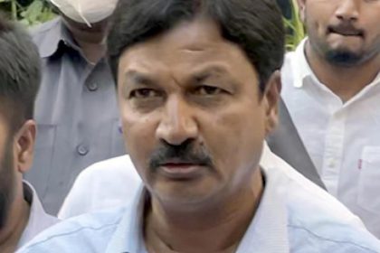 ಫೋನ್ ಕರೆ ಮಾಡಿ ಇನ್ನಷ್ಟು ಸೆಕ್ಸ ಸಿಡಿ ಬಿಡುಗಡೆಗೊಳಿಸುವ ಬೆದರಿಕೆ -ರಮೇಶ ಜಾರಕಿಹೊಳಿ