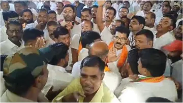 ಬಿಜೆಪಿ ಸಭೆಯಲ್ಲಿ ಗಲಾಟೆ