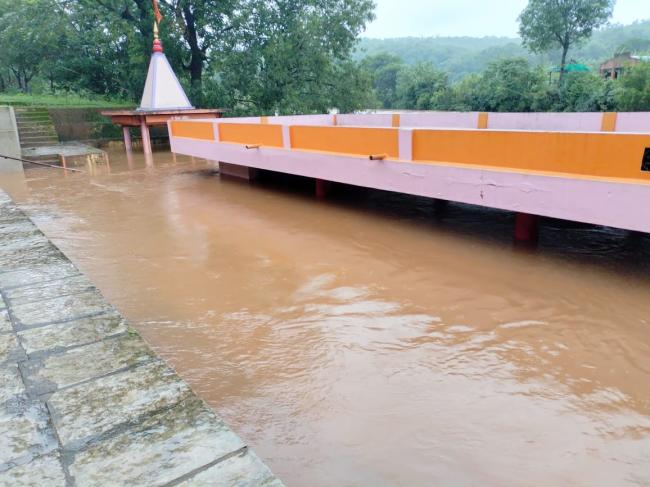 ನಾಲ್ಕನೇ ದಿನವೂ ಸತತ ಮಳೆ; ಸಂಪರ್ಕ ಕಳೆದುಕೊಂಡ 50 ಗ್ರಾಮಗಳು