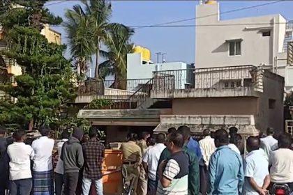 ಮನೆಯಲ್ಲಿ 5 ಅಸ್ತಿ ಪಂಜರ ಪತ್ತೆ