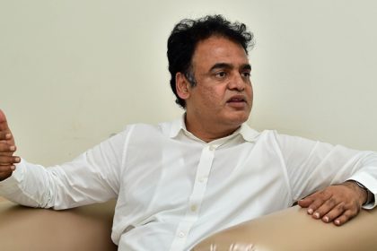 ಯತ್ನಾಳ ಪರ ಅಶ್ವಥ ನಾರಾಯಣ ಬ್ಯಾಟಿಂಗ್