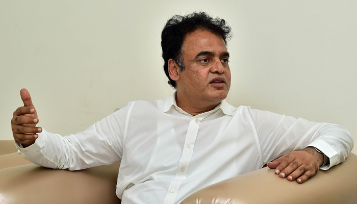 ಯತ್ನಾಳ ಪರ ಅಶ್ವಥ ನಾರಾಯಣ ಬ್ಯಾಟಿಂಗ್