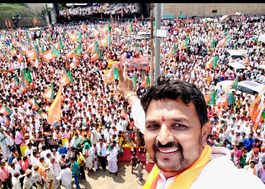 ಬೆಳಗಾವಿಯ ಯೋಜನೆಗಳು, ಉದ್ಯಮಗಳನ್ನು ಕಿತ್ತುಕೊಂಡ ವ್ಯಕ್ತಿಗೇನೇ ಬಿಜೆಪಿ ಟಿಕೆಟ್! -ಮಹಾಂತೇಶ ವಕ್ಕುಂದ ಆಕ್ರೋಷ
