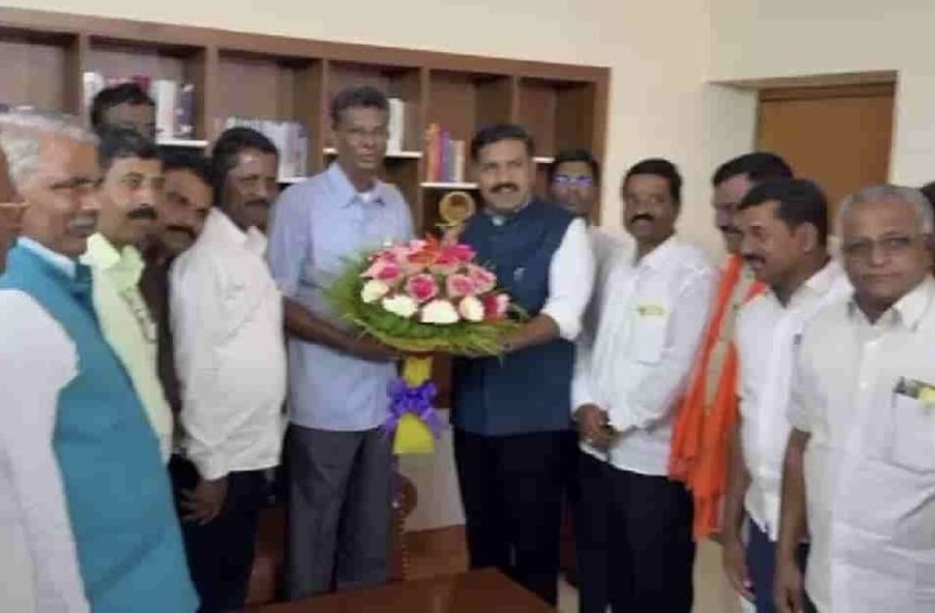 ಸತೀಶ ಮನೆಗೆ ಬಿಜೆಪಿ ರಾಜ್ಯಾಧ್ಯಕ್ಷರ ಅಚ್ಚರಿಯ ಭೇಟಿ: ಒಂದು ತಾಸು ಪ್ರತ್ಯೇಕ ಮಾತುಕತೆ