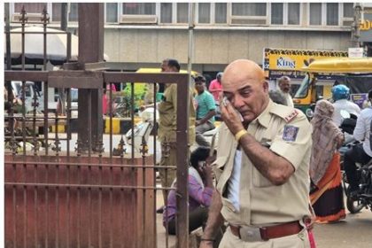 “ಕನ್ನಡದಲ್ಲಿ ಹೇಳಿ” ಅಂದಿದ್ದಕ್ಕೆ ಕಂಡಕ್ಟರನಿಗೆ ಥಳಿತ!