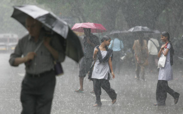 ಮಂಗಳವಾರವೂ ಶಾಲಾ, ಕಾಲೇಜುಗಳಿಗೆ ರಜೆ