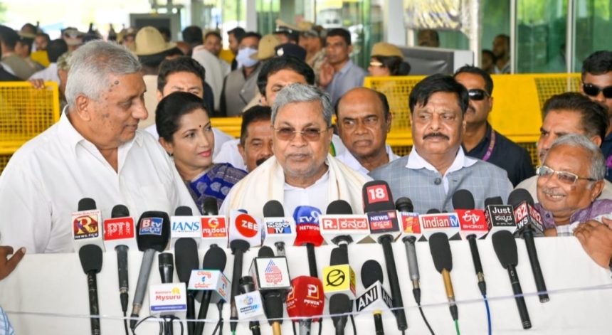 ಹಾಸನ ಅಪಘಾತ ಪ್ರಕರಣ: ಪರಿಹಾರ ನೀಡುವುದು ಸಾವಿಗೆ ಸಮಾನವಲ್ಲ: ಸಾಂತ್ವನ ಹೇಳಲು ನೀಡುವುದು-ಸಿದ್ದರಾಮಯ್ಯ