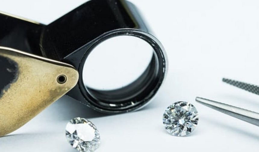 ಗಣಿ ಪ್ರದೇಶದಲ್ಲಿ ಮೂರು ವಜ್ರಗಳು ಪತ್ತೆ