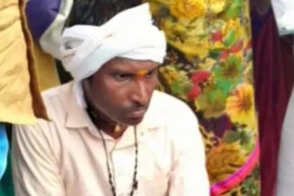 ಮಲಗಿದ್ದ ಮಕ್ಕಳನ್ನು ಕೊಡಲಿಯಿಂದ ಕೊಚ್ಚಿ ಕೊಂದ ಪಾಪಿ ತಂದೆ