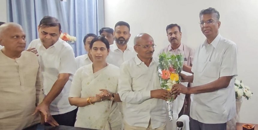 ಬೆಳಗಾವಿ ಕಾಡಾ ಅಧ್ಯಕ್ಷರಾಗಿ ಯುವರಾಜ ಕದಮ್ ಅಧಿಕಾರ ಸ್ವೀಕಾರ