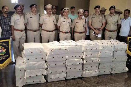 ಅಮೆರಿಕನ್ನರನ್ನು ಮೋಸಗೊಳಿಸುತ್ತಿದ್ದ ಬೆಳಗಾವಿಯ ಕಾಲ್ ಸೆಂಟರ್ ಮೇಲೆ ದಾಳಿ : 33 ಜನರ ಬಂಧನ